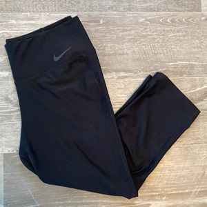 Nike capri leggings